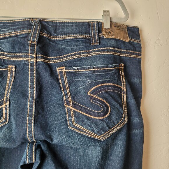 Silver Suki Mid Rise Bootcut Jeans - Picture 8 of 12